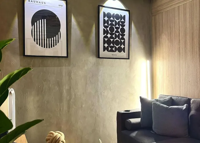 Guest house Philhaus Staycation 2025 Manila